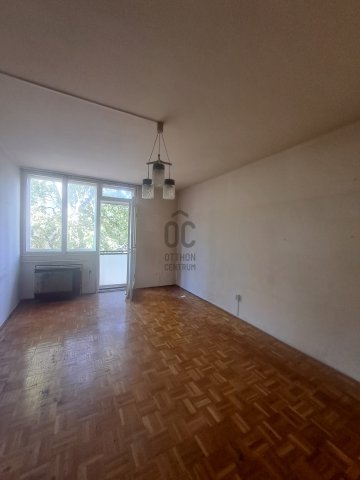 Eladó téglalakás, Debrecenben 43.9 M Ft, 2 szobás