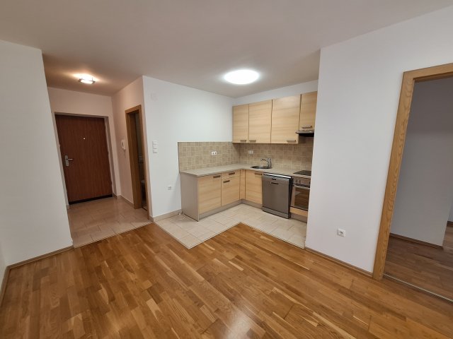Kiadó téglalakás, albérlet, Budapesten, III. kerületben