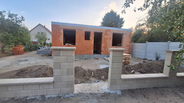 Eladó családi ház, Gödöllőn 129 M Ft, 5 szobás