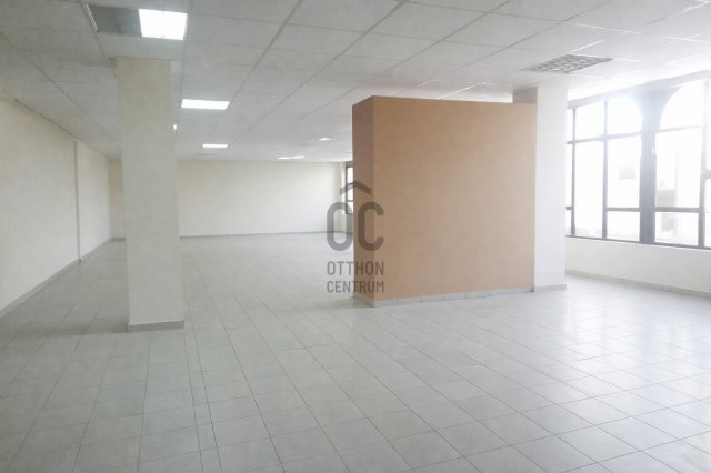 Eladó üzlethelyiség, Sárváron 79.8 M Ft / költözzbe.hu