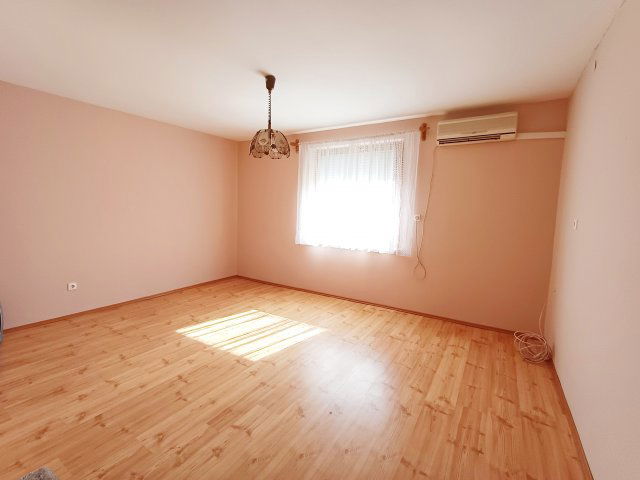 Eladó családi ház, Nyíradonyban 29.9 M Ft, 1 szobás