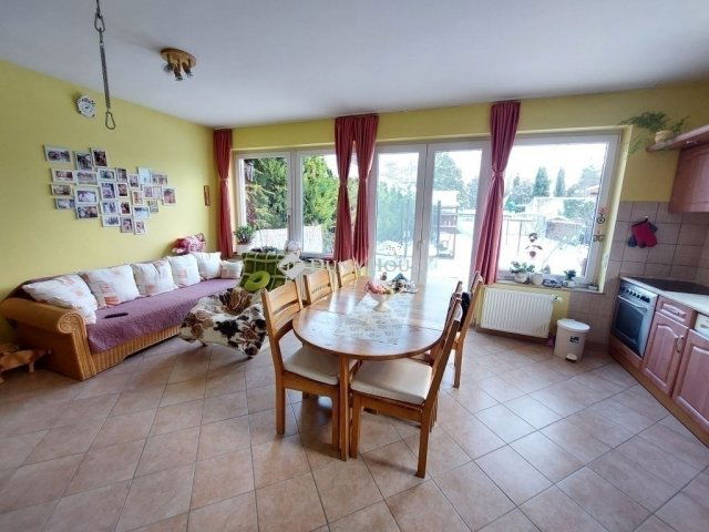 Eladó családi ház, Budapesten, III. kerületben 230 M Ft