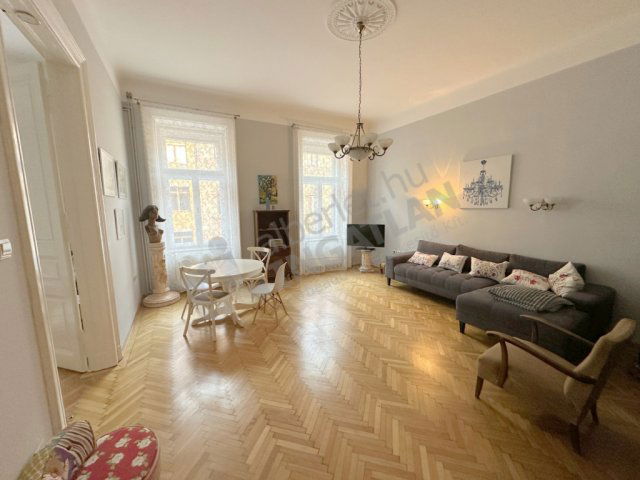 Kiadó téglalakás, albérlet, VI. kerületben, Eötvös utcában