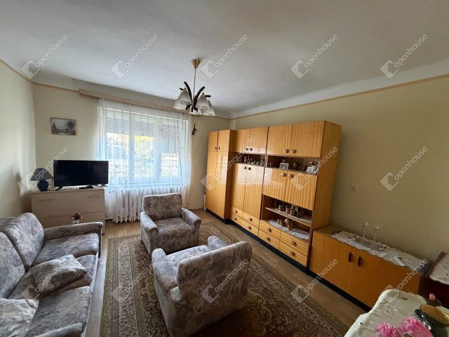 Eladó családi ház, Töltéstaván 36.9 M Ft, 2 szobás