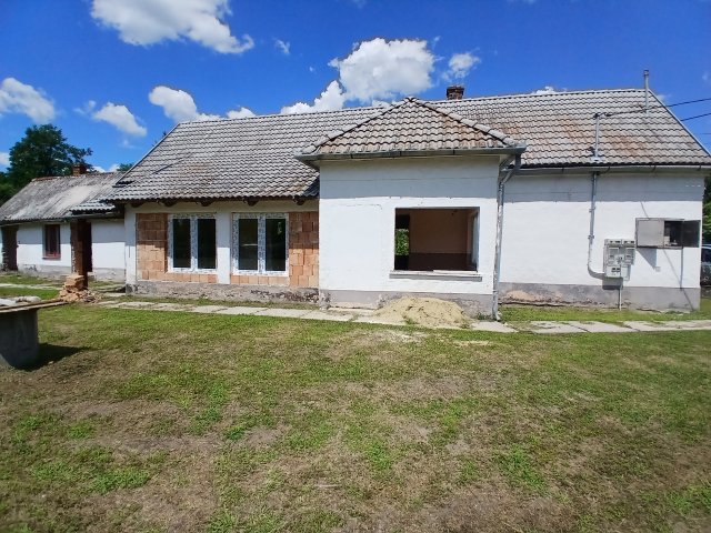 Eladó családi ház, Darányban 8.5 M Ft, 2 szobás