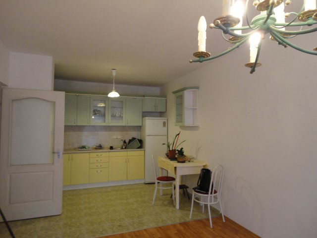 Eladó téglalakás, Nyíregyházán 53.8 M Ft, 3 szobás