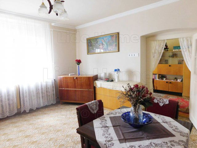 Eladó családi ház, Dombóváron 17.5 M Ft, 9+1 szobás