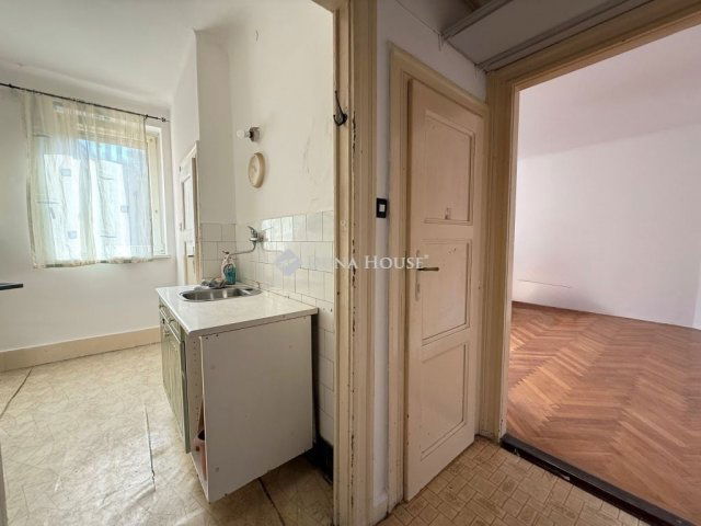 Eladó téglalakás, Budapesten, X. kerületben 47.5 M Ft, 1 szobás
