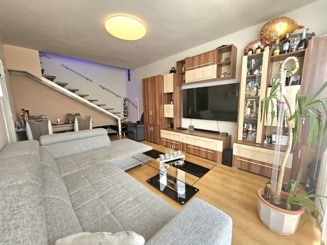 Eladó téglalakás, Szombathelyen 42.9 M Ft, 3+1 szobás