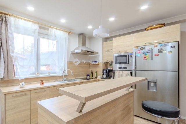 Eladó családi ház, Cserépfaluban 58 M Ft, 4 szobás