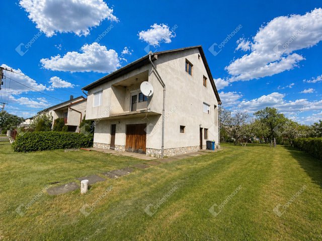 Eladó családi ház, Szikszón 39.9 M Ft, 4 szobás