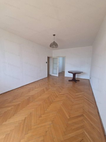 Eladó téglalakás, Oroszlányban 37.99 M Ft, 2 szobás