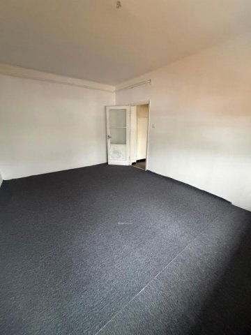 Eladó panellakás, Salgótarjánban 12.95 M Ft, 1 szobás