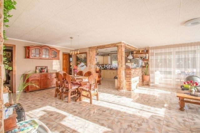 Eladó családi ház, Üllőn 114.9 M Ft, 5 szobás