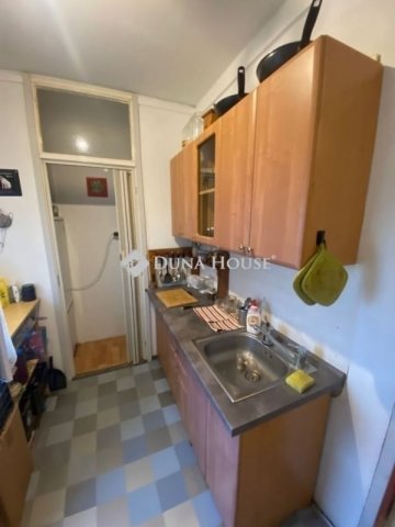 Eladó panellakás, Szegeden 44.9 M Ft, 2 szobás