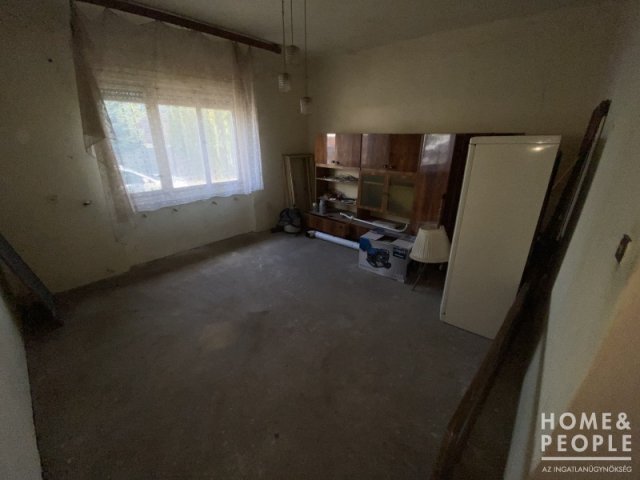 Eladó családi ház, Kiszomboron 15.99 M Ft, 4 szobás
