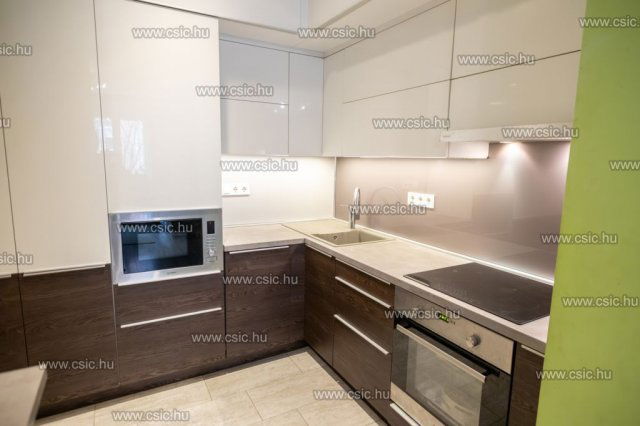 Eladó téglalakás, Budapesten, III. kerületben 129.9 M Ft