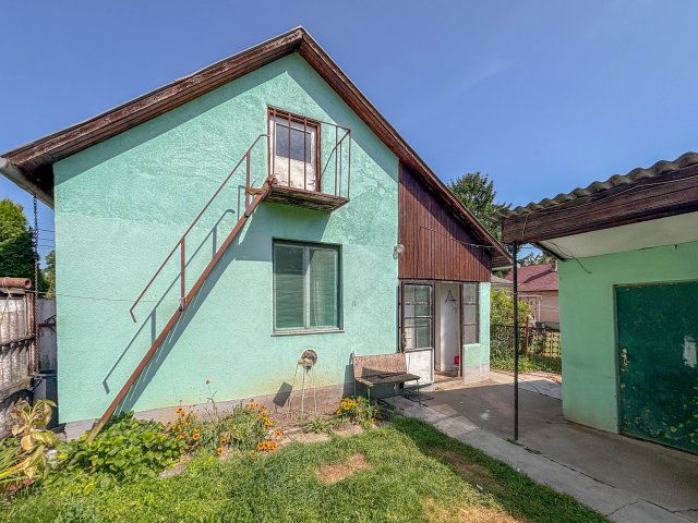 Eladó családi ház, Bicskén 39.8 M Ft, 2 szobás