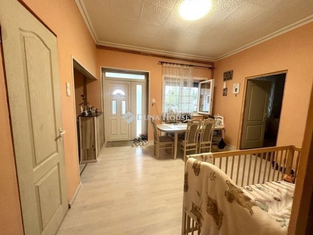 Eladó családi ház, Üllőn 79.9 M Ft, 3 szobás