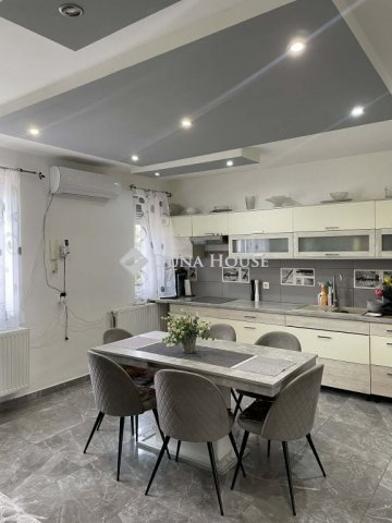 Eladó családi ház, Győrött 80 M Ft, 4 szobás