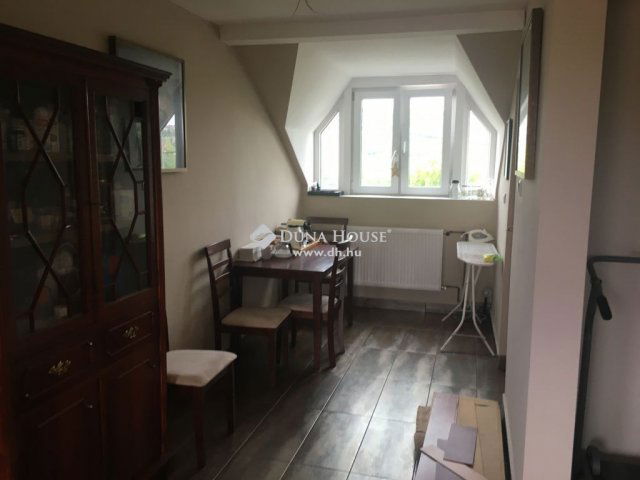 Eladó családi ház, Szentendrén 168 M Ft, 6 szobás