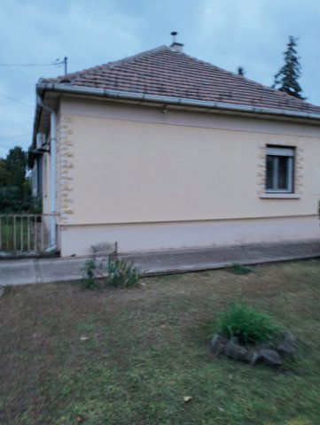 Eladó családi ház, Budapesten, XVIII. kerületben 76 M Ft