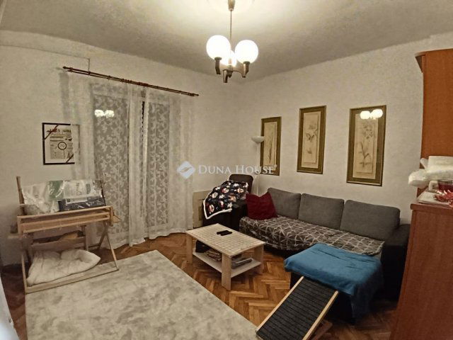 Eladó családi ház, XXII. kerületben, Bartók Béla úton