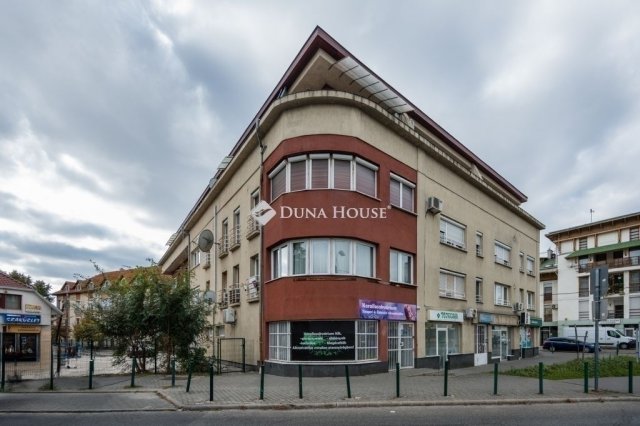 Eladó téglalakás, Budapesten, XVIII. kerületben 63.9 M Ft