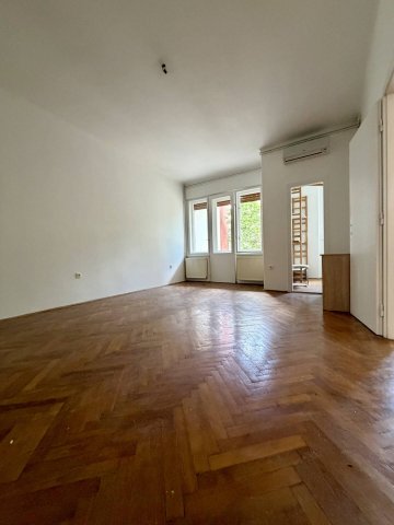 Eladó téglalakás, Pécsett 79.9 M Ft, 2 szobás