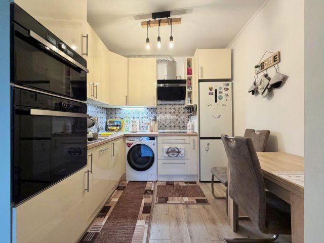 Eladó téglalakás, Szombathelyen 74.99 M Ft, 3 szobás