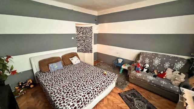 Eladó családi ház, Mezőcsáton 13.5 M Ft, 2 szobás