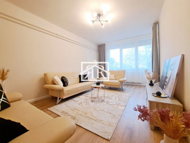 Eladó téglalakás, Szegeden, Róna utcában 73.9 M Ft, 2 szobás