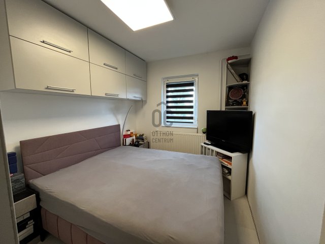 Eladó ikerház, Debrecenben 115.9 M Ft, 5 szobás