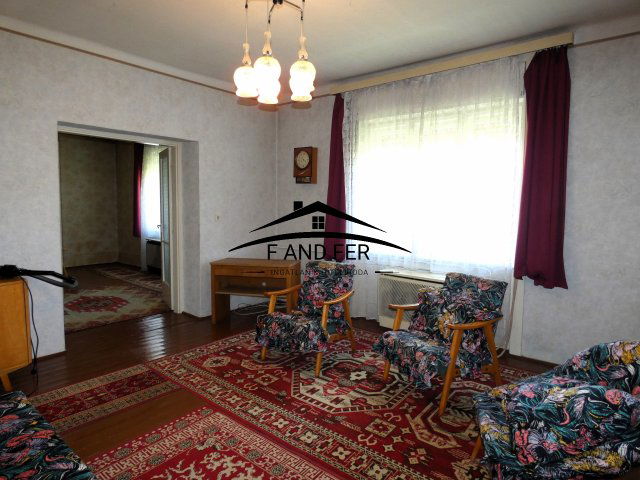 Eladó családi ház, Törökszentmiklóson 22.5 M Ft, 2 szobás