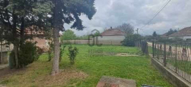 Eladó telek, Ercsiben 10 M Ft / költözzbe.hu