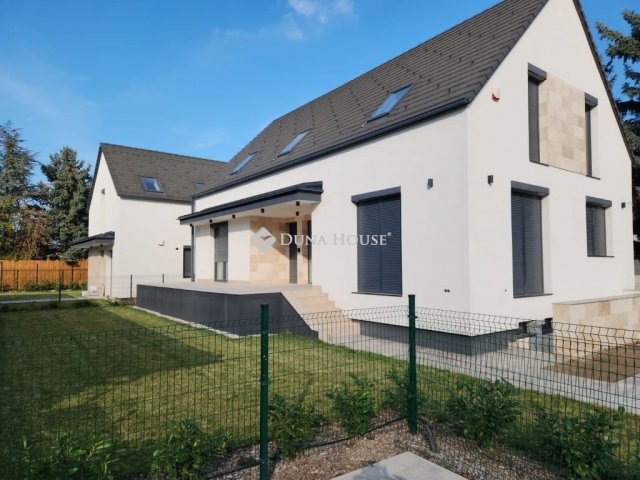 Eladó családi ház, Siófokon 164 M Ft, 4 szobás