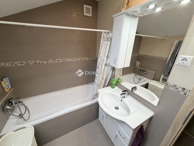 Eladó családi ház, Budapesten, XVII. kerületben 138 M Ft