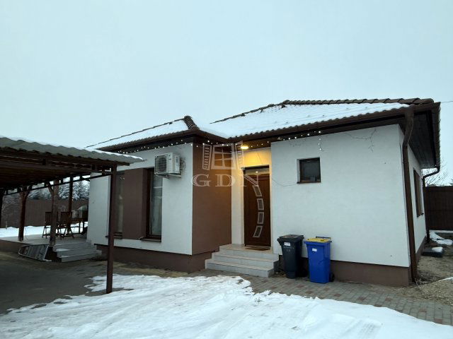 Eladó családi ház, Kecskeméten 95.5 M Ft, 4 szobás