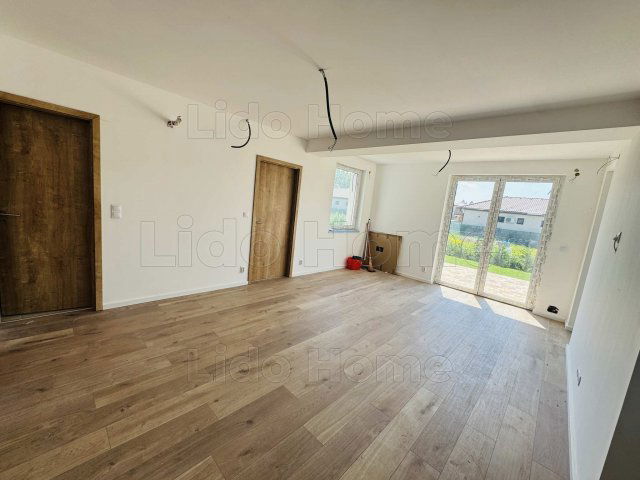 Eladó családi ház, Siófokon 99.5 M Ft, 4 szobás