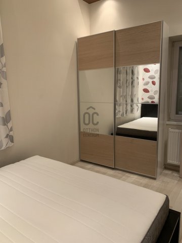 Eladó téglalakás, Budapesten, VI. kerületben 74 M Ft, 3 szobás