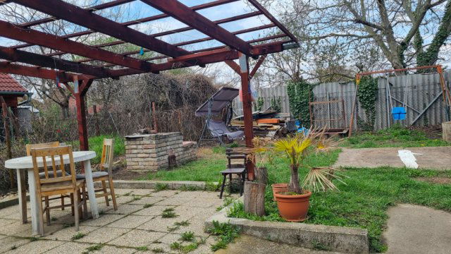 Eladó családi ház, Gödön 59.7 M Ft, 3 szobás