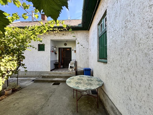 Eladó családi ház, Debrecenben 76 M Ft, 3 szobás