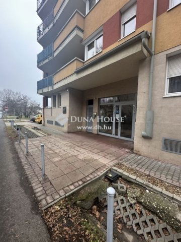 Eladó téglalakás, Budapesten, XVIII. kerületben 58.9 M Ft