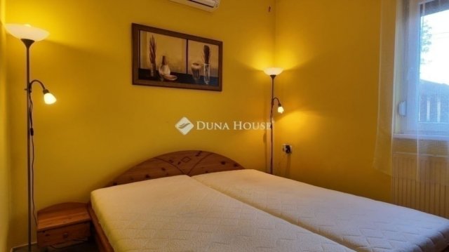 Eladó családi ház, Gyálon 129.99 M Ft, 6 szobás