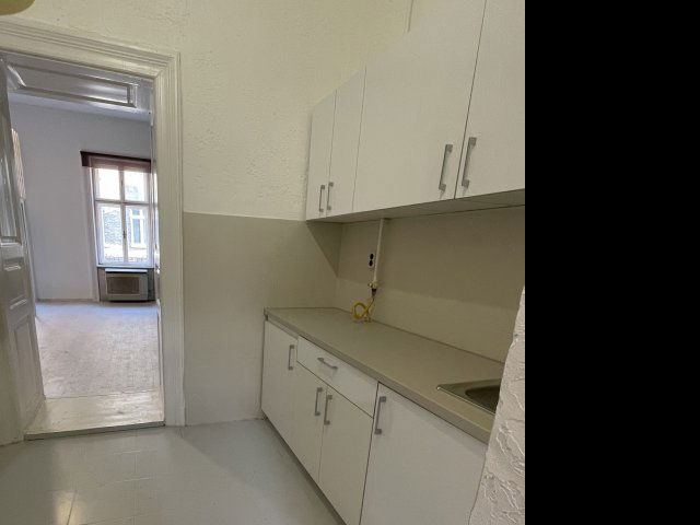 Eladó téglalakás, Budapesten, VIII. kerületben 49.9 M Ft