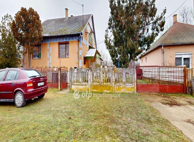 Eladó családi ház, Érpatakon 35 M Ft, 4 szobás