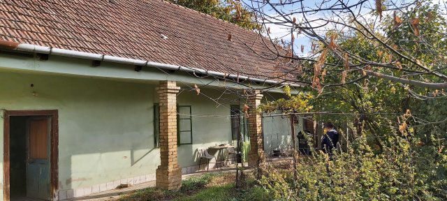 Eladó családi ház, Cecén, Széchenyi István utcában 8.9 M Ft