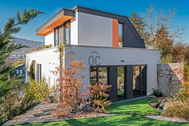 Eladó családi ház, Budapesten, III. kerületben 285 M Ft