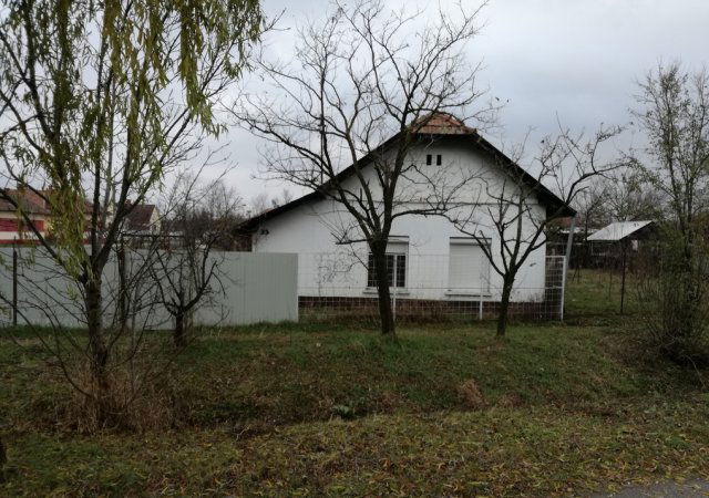 Eladó családi ház, Vésztőn, Batthyány utcában 0.95 M Ft