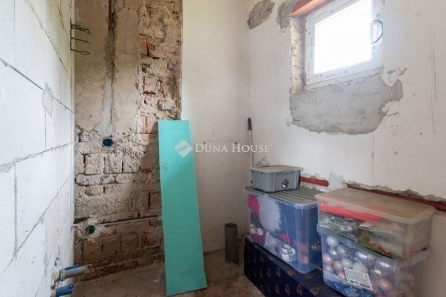 Eladó családi ház, Budapesten, XVII. kerületben 95.9 M Ft